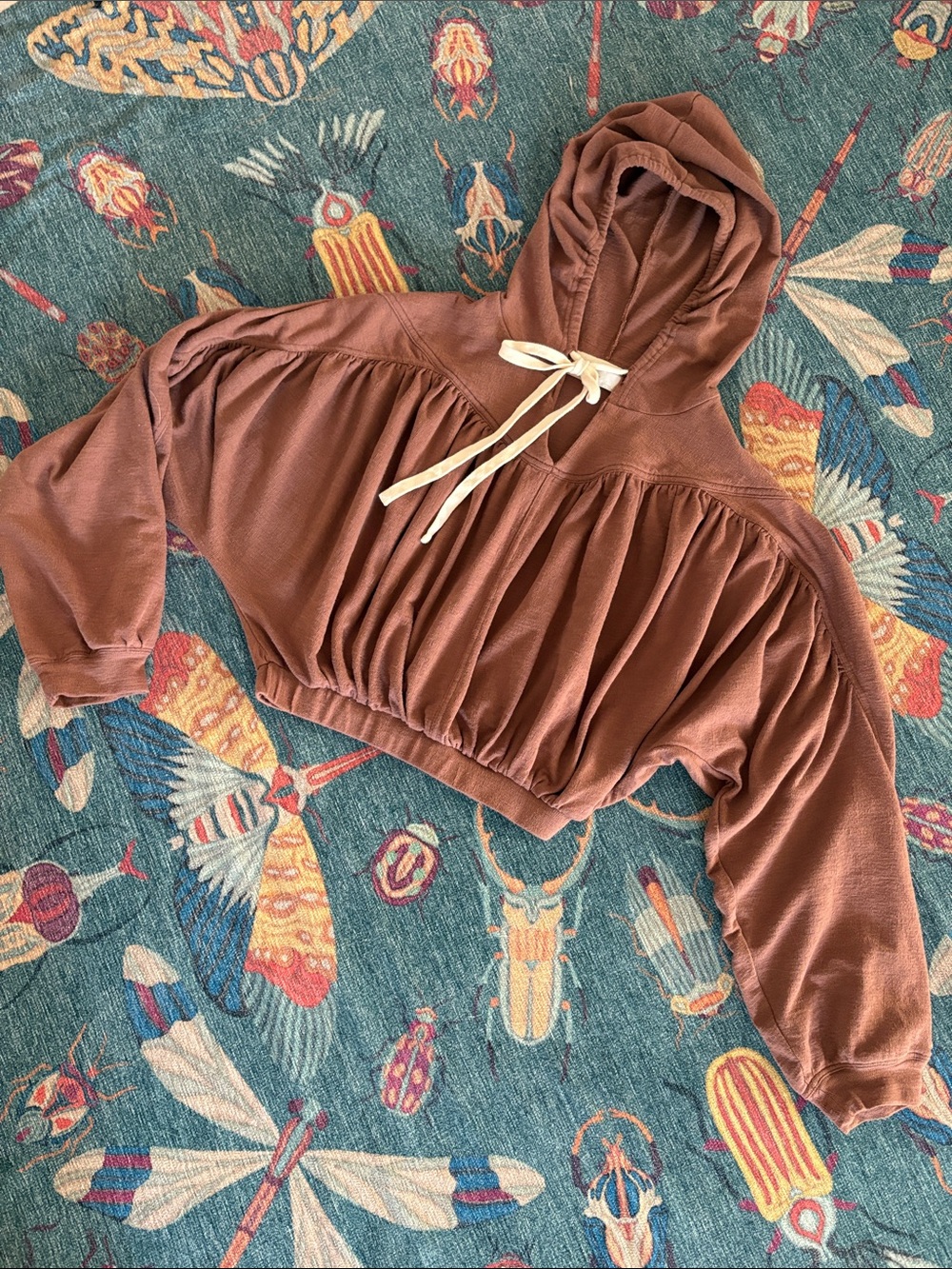Dreamy Free People FP Beach cropped hoodie in warm brown S
